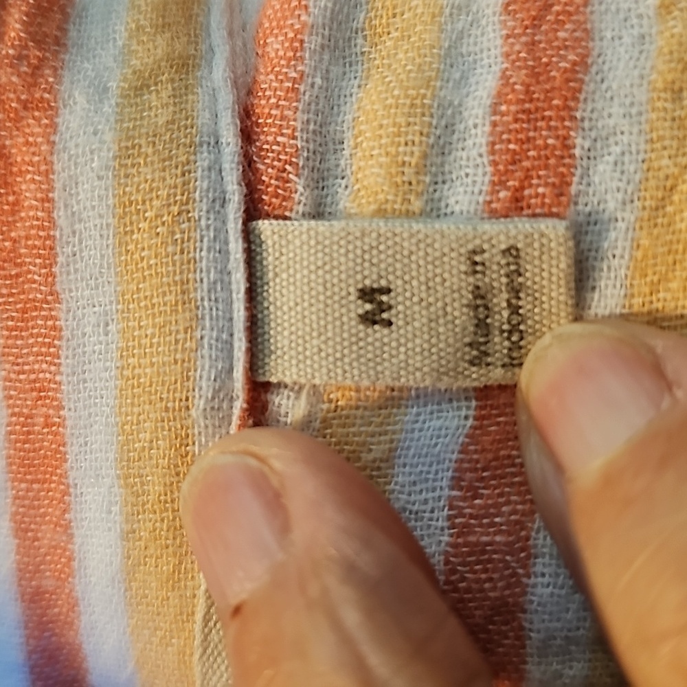Soft Surroundings Button Down Shirt Long Sleeves. Pearl Buttons Med. Peach/white - Picture 8 of 11